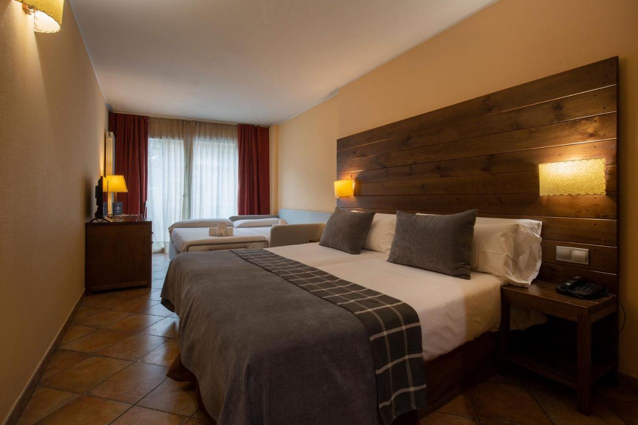 Quadruple Room,1416630249:JPEG