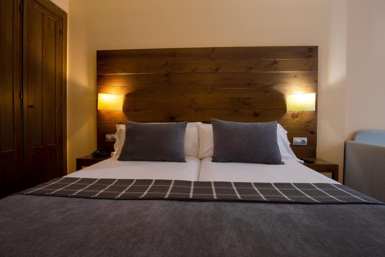 Triple Room,1416631371:JPEG
